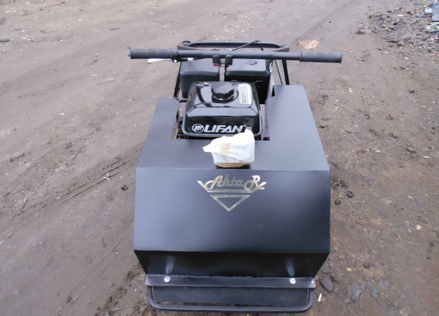 Мотобуксировщик AhtaR Зима 9 л/с с вариатором в Березниках