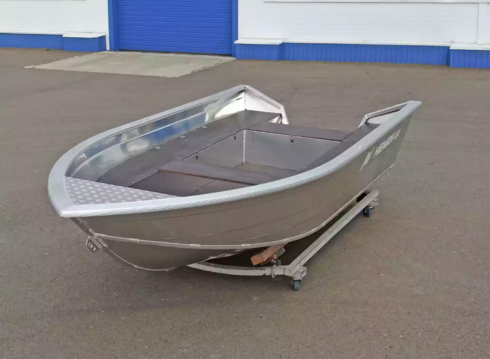 Алюминиевая лодка  Неман-420 в Березниках