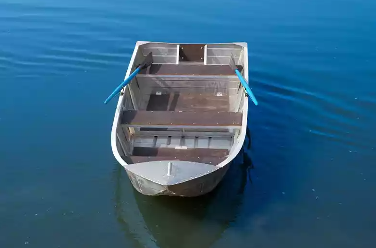 Алюминиевая лодка Вятка-Профи 32 в Березниках