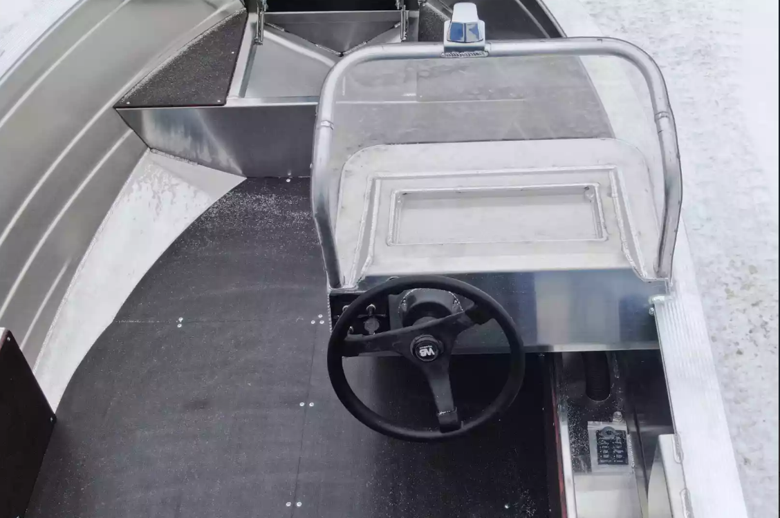 Алюминиевая лодка Неман-400 С в Березниках