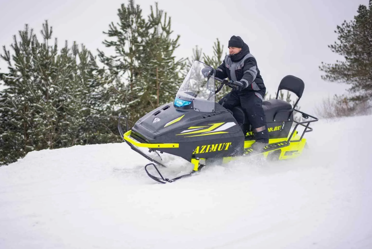 Миниснегоход Бурлак Азимут 20 л.с.  Б/У в Березниках