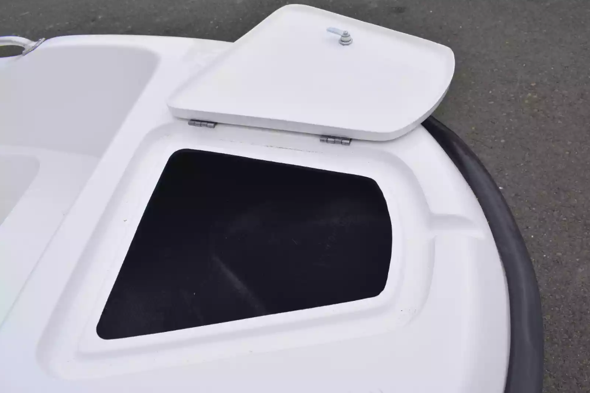 Стеклопластиковая лодка Пингвин New (тримаран) в Березниках