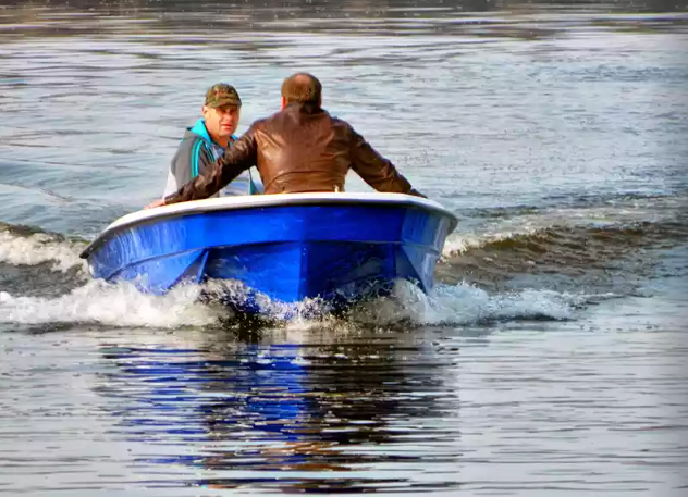 Стеклопластиковая лодка Wyatboat 430 тримаран в Березниках Стеклопластиковая лодка Wyatboat 430 тримаран в Березниках