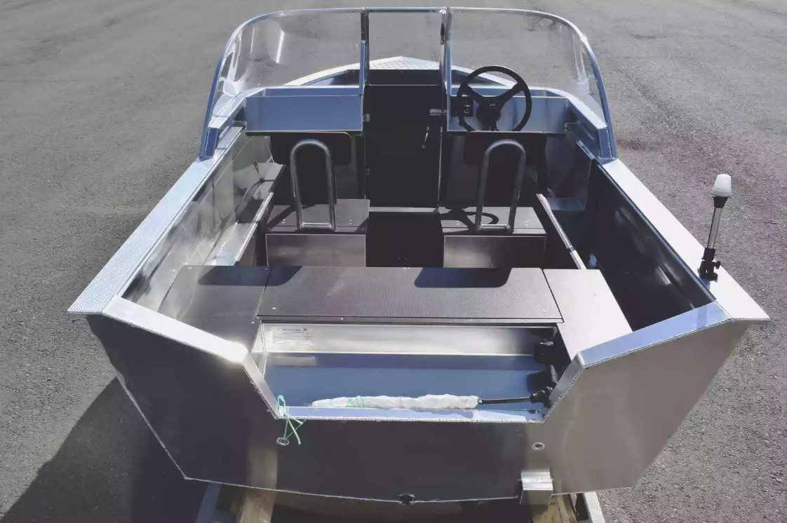 Алюминиевая лодка  Неман-400 DCM в Березниках