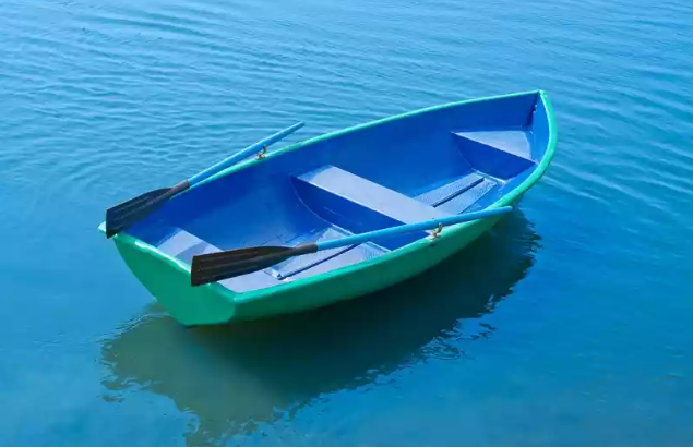 Стеклопластиковая лодка Дельфин в Березниках