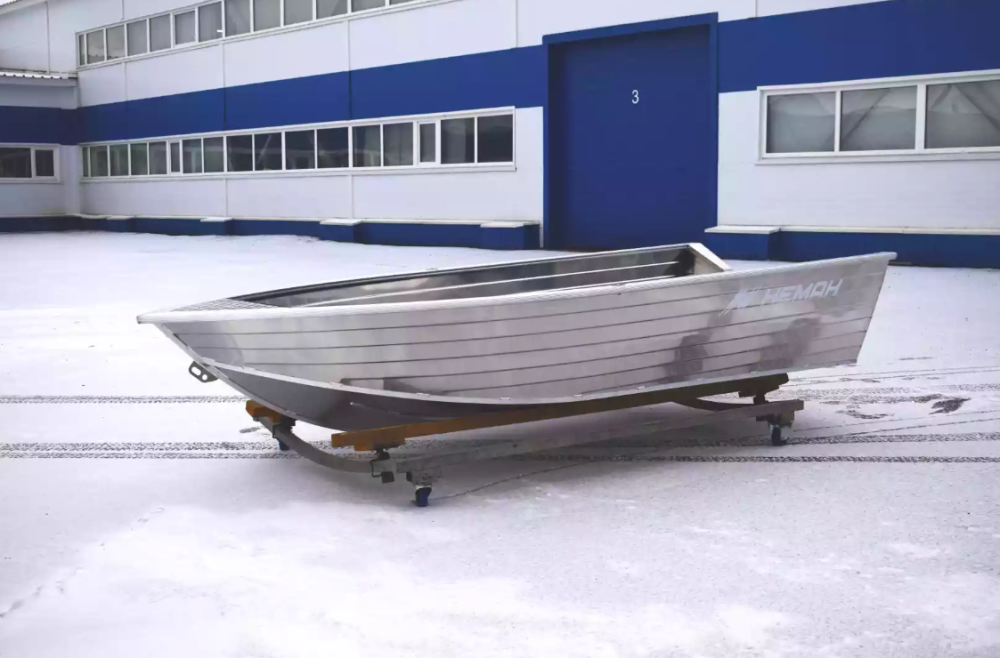 Алюминиевая лодка Неман-400 в Березниках