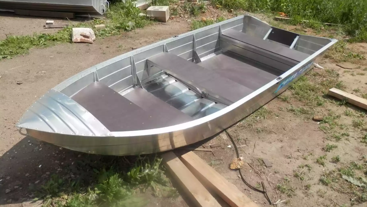 Алюминиевая лодка Вятка-Профи 32 в Березниках