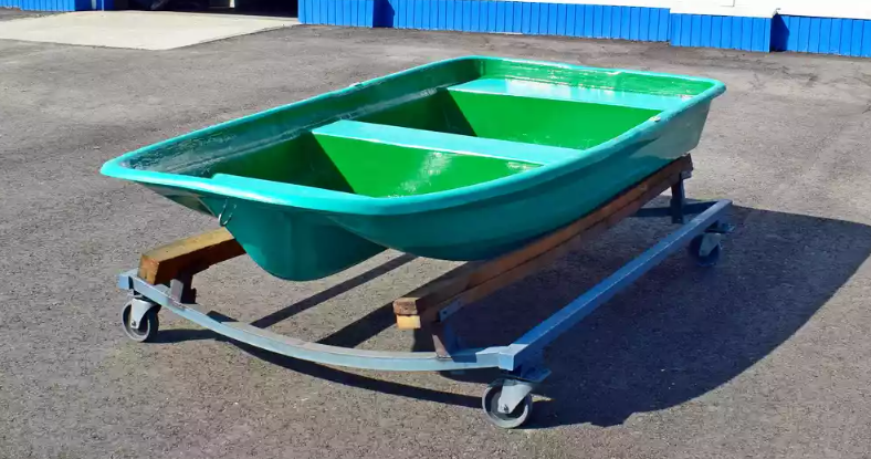 Стеклопластиковая лодка Старт (тримаран) в Березниках