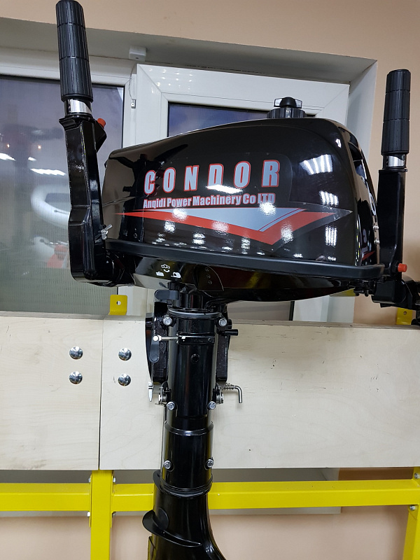 Лодочный мотор Condor T5HS без бака 12 л. в Березниках