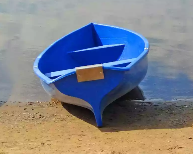 Стеклопластиковая лодка Омуль в Березниках