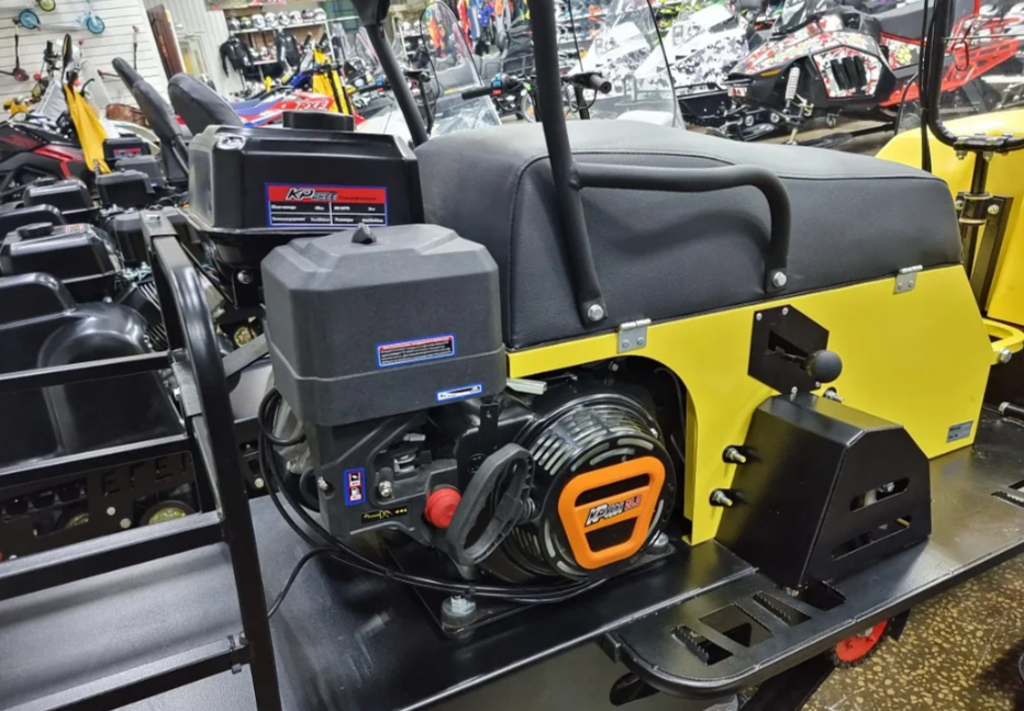 Миниснегоход Бурлак-М Егерь Стандарт SPORT 20 л.с. с эл.зап. в Березниках