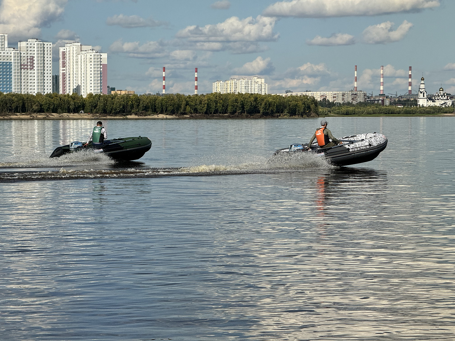 Лодка MISHIMO BIG FLOOR 440 в Березниках